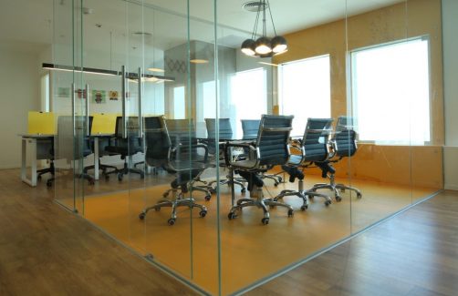 חדר ישיבות למשרד