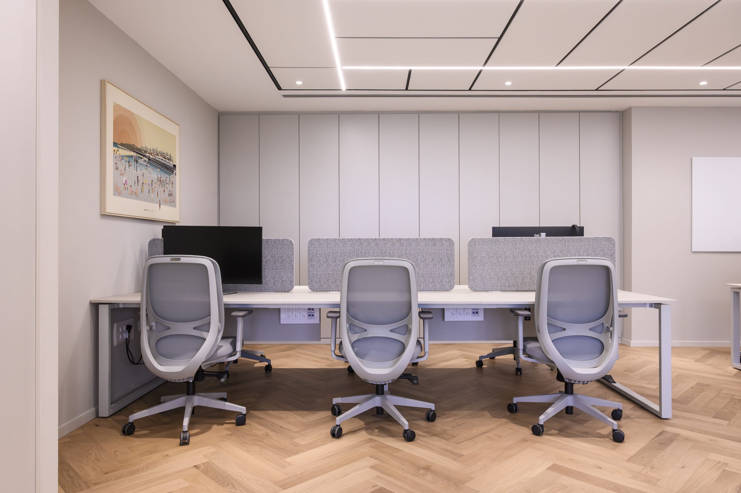 עמדת עבודה למשרד דגם ANIGMA בנצ'ים